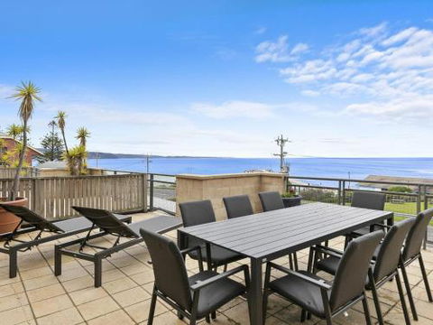 APARTMENT 10 PACIFIC APARTMENTS FREE WIFI! - Accommodation Brisbane 3