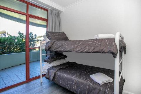 Ocean Breeze Fathoms 3 - Accommodation Brisbane 3