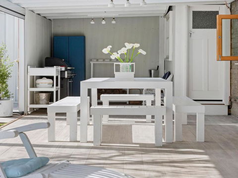 SANTORINI BEACH HOUSE SAFETY BEACH - Accommodation Brisbane 1