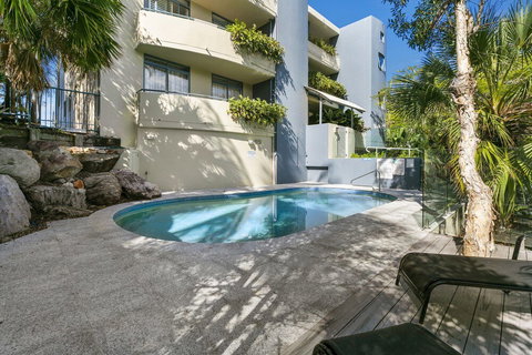 Panoramic Ocean Views Of Sunshine Beach Unit 5 Vista Pacific 12 Bryan Street - Accommodation Brisbane 0