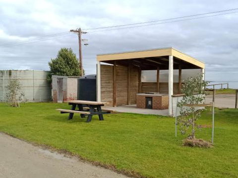 Lang Lang Caravan Park - Accommodation Brisbane 6