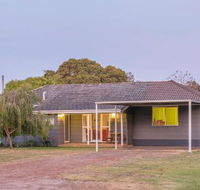 Swell Shack - Accommodation Brisbane