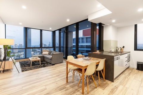 Southport Apartment - Accommodation Brisbane 6