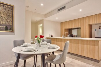 Apartment Darling Harbour Day St. 3 - Accommodation Brisbane 4