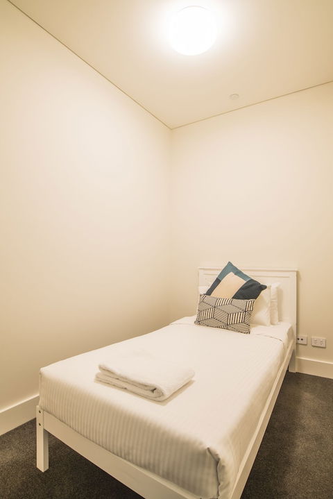 Luxury 2bed2bath APT @opaltower +view - Accommodation Brisbane 2