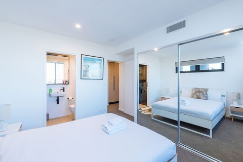 Airtrip Apartments On Deshon St - Accommodation Brisbane 1
