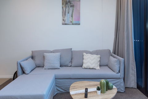 Airtrip Apartments On Deshon St - Accommodation Brisbane 6