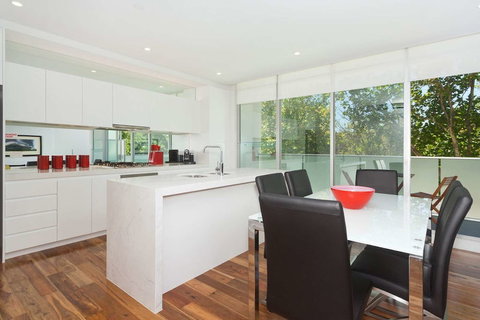 Apartment On Broadway - Accommodation Brisbane 2