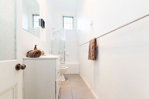 HUNTER In The Heart Of Collingwood Fitzroy - Accommodation Brisbane 6