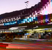 Modern Two Bedroom Apartment with Views HARIS - Accommodation Brisbane