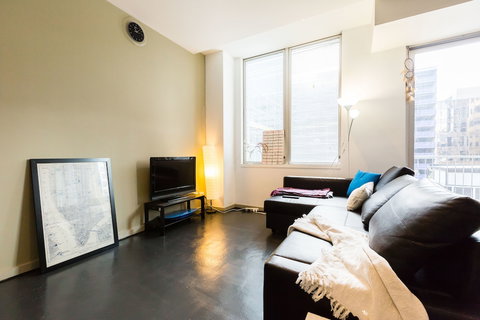 MEGAN, 2BDR Melbourne Apartment - Accommodation Brisbane 3