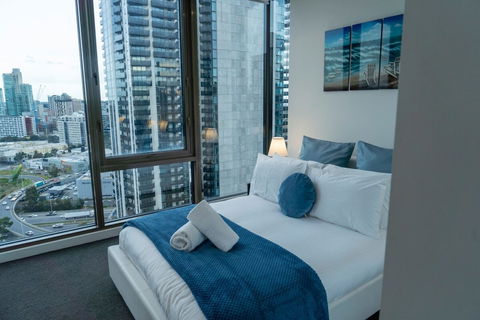 2BD With City Views, Pool, Gym & Tennis Court - Accommodation Brisbane 6