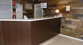 Palms Motel - Accommodation Brisbane 0