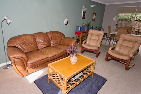 Dolphin Lodge - Accommodation Brisbane 5