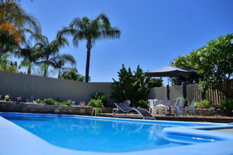 Palms Bed & Breakfast - Accommodation Brisbane 0