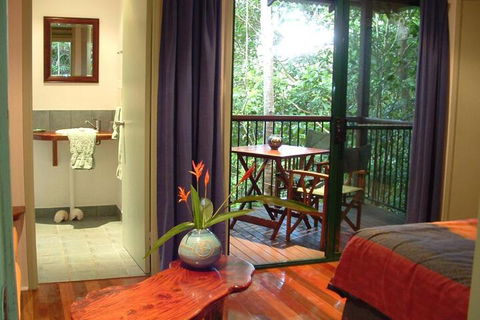 Sanctuary Retreat - Accommodation Brisbane 6