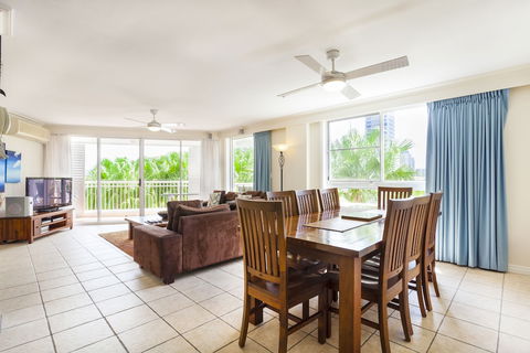 La Grande Apartments Broadbeach - Accommodation Brisbane 1