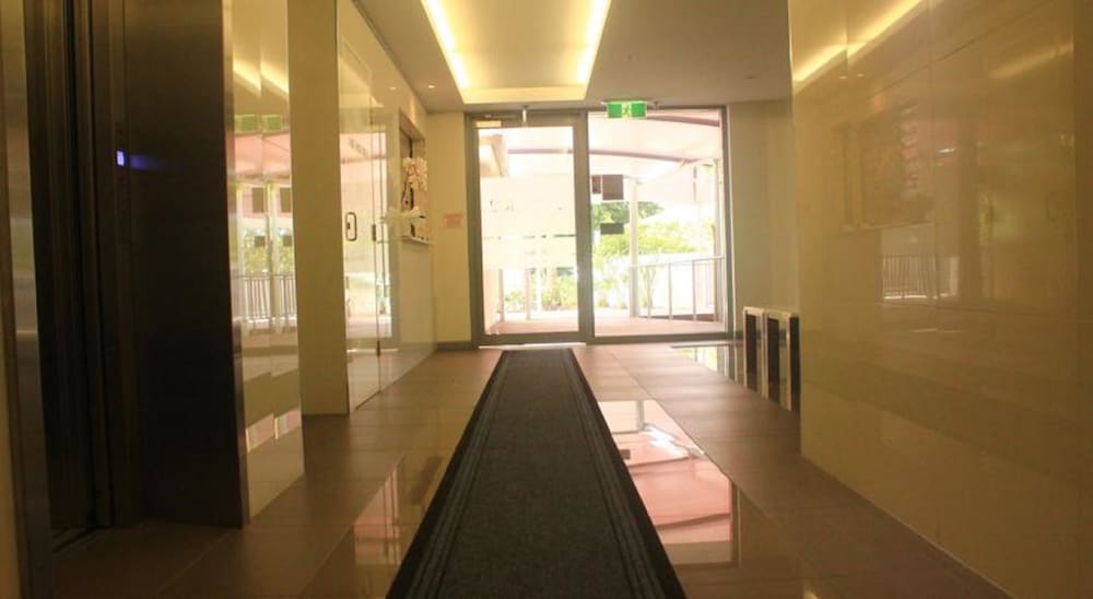 Clear Island Waters QLD Accommodation Brisbane