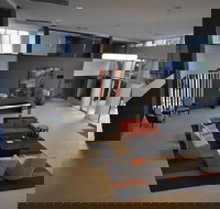 Chancellor Lakeside - Accommodation Brisbane