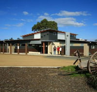 Swansea Backpackers - Accommodation Brisbane