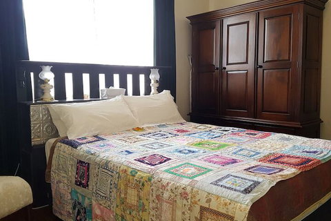 The Postmaster Inn BnB - Accommodation Brisbane 2