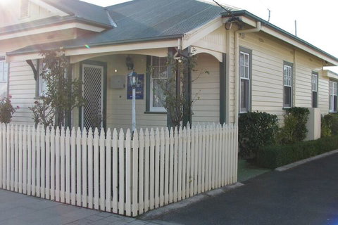 The Postmaster Inn BnB - Accommodation Brisbane 1