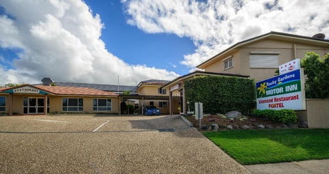 Rocky Gardens Motor Inn - Accommodation Brisbane 2