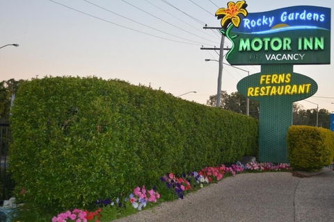 Rocky Gardens Motor Inn - Accommodation Brisbane 4