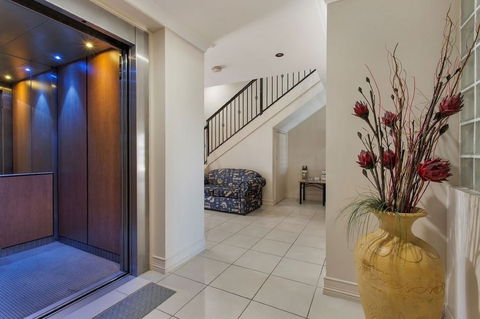 City-ville Luxury Apartments & Motel - Accommodation Brisbane 4