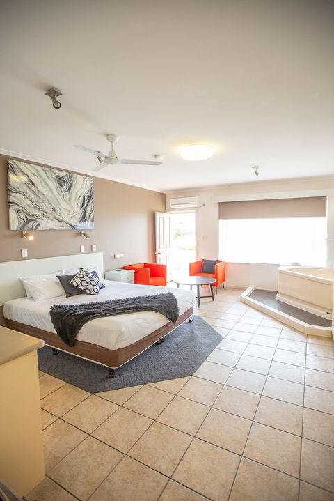 Lakeview Motel & Apartments - Accommodation Brisbane 6