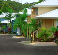 Flynns on Surf Beach Villas - Accommodation Brisbane