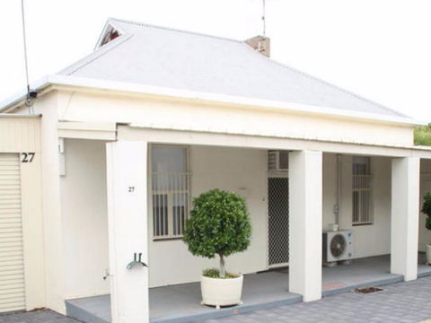 Squatters Cottage - Accommodation Brisbane 3