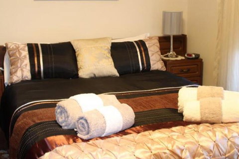 Sunset Retreat - Accommodation Brisbane 6