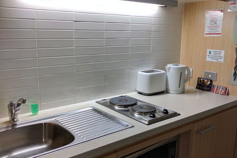 RMIT Village House - Accommodation Brisbane 2