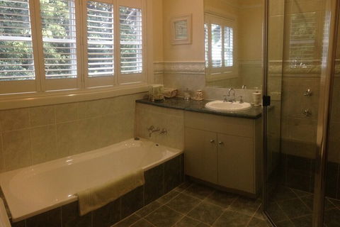 Elindale House Bed & Breakfast - Accommodation Brisbane 7