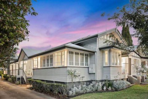 Elindale House Bed & Breakfast - Accommodation Brisbane 0