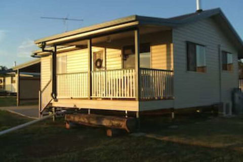Lee Farm Stay Cottages - Accommodation Brisbane 0