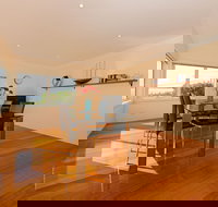 The Esplanade Kingston Beach - Beachfront