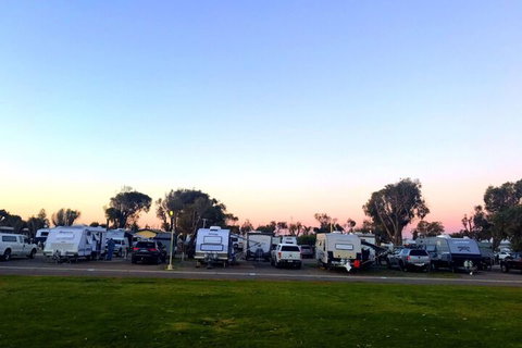 Sunset Beach Holiday Park - Accommodation Brisbane 2