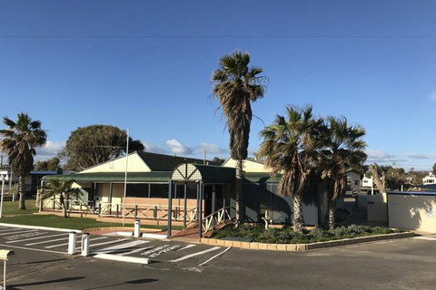 Sunset Beach Holiday Park - Accommodation Brisbane 1
