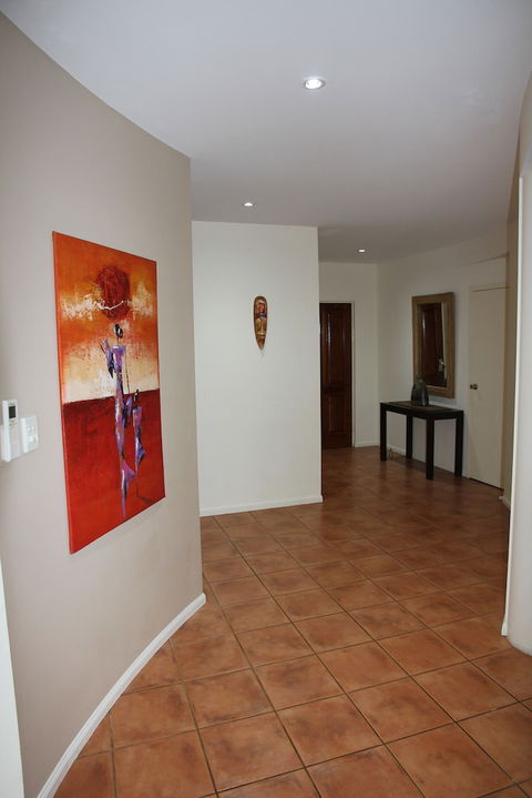 Darwin Deluxe Apartments - Accommodation Brisbane 0