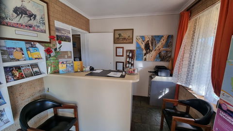 Lone Pine Motel - Corowa - Accommodation Brisbane 3