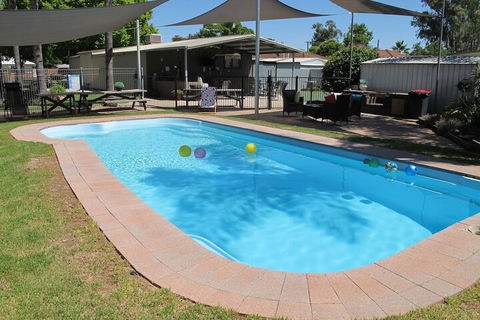 Golfers Lodge Motel - Accommodation Brisbane 4