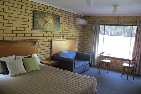 Golfers Lodge Motel - Accommodation Brisbane 7