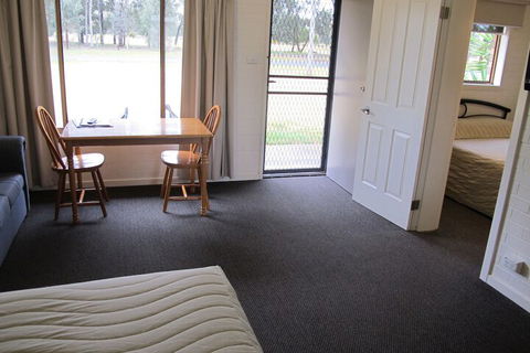 Golfers Lodge Motel - Accommodation Brisbane 6