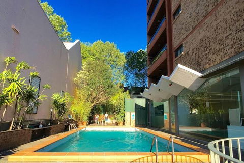 Meticulously Designed Sydney Aptmnt - Accommodation Brisbane 3