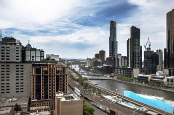 Roomerang At Katherine Place 23 - Accommodation Brisbane 1