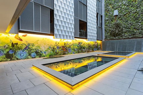 LAURENT Views Of MCG & Yarra River + Fed Square - Accommodation Brisbane 1