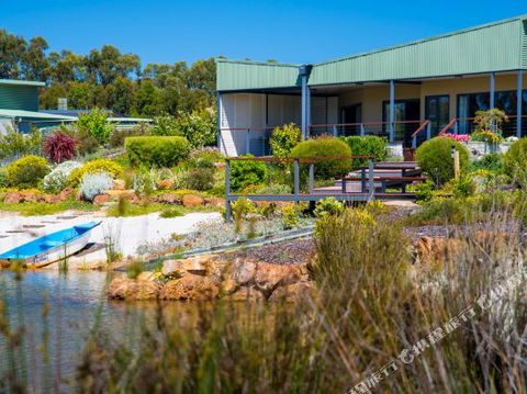 Charlie Bravo Villa Margaret River - Accommodation Brisbane 0