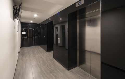 Crown Internation S Collection - Accommodation Brisbane 0
